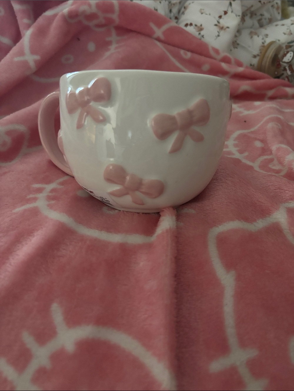 White Ceramic Mug with Pink Bow Accents - Charming Decorative Cup